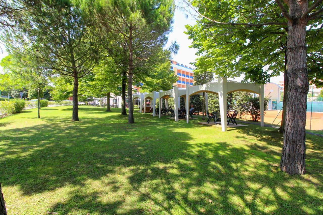 Grand Hotel Esplanada Bibione Zewnętrze zdjęcie