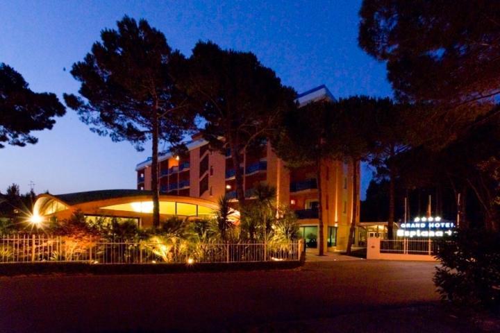 Grand Hotel Esplanada Bibione Zewnętrze zdjęcie